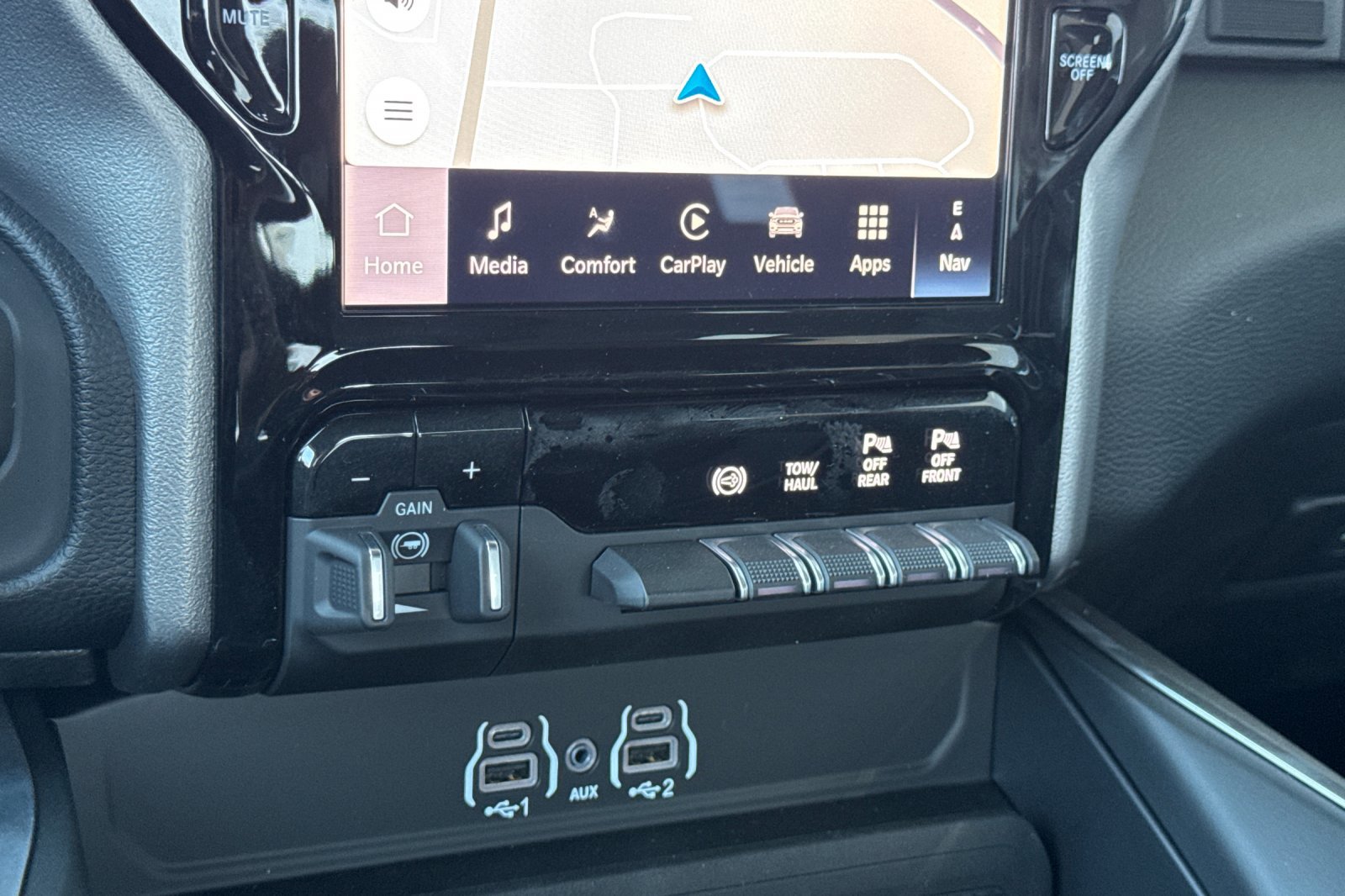 New 2026 RAM 3500 Big Horn AWD/4WD image 19