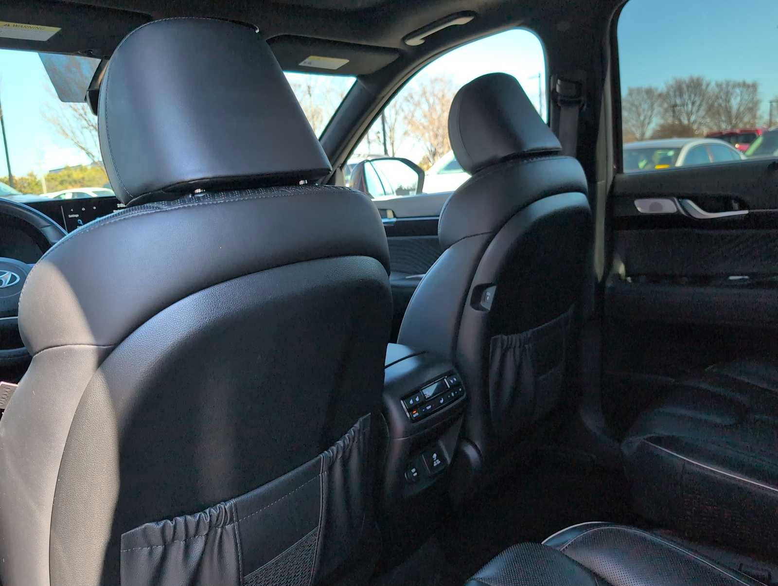 Used 2024 Hyundai Palisade Calligraphy image 18