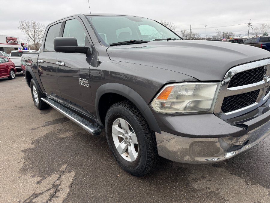 Used 2017 RAM 1500 Classic SLT AWD/4WD image 12