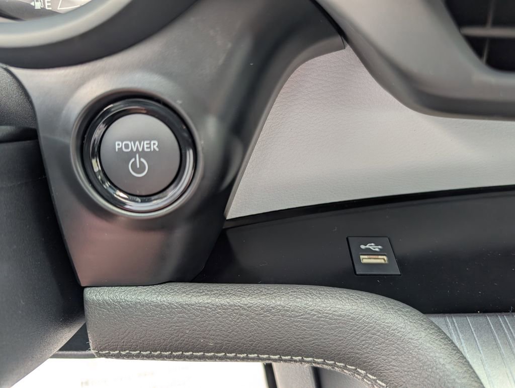 New 2026 Toyota Sienna XLE FWD image 15