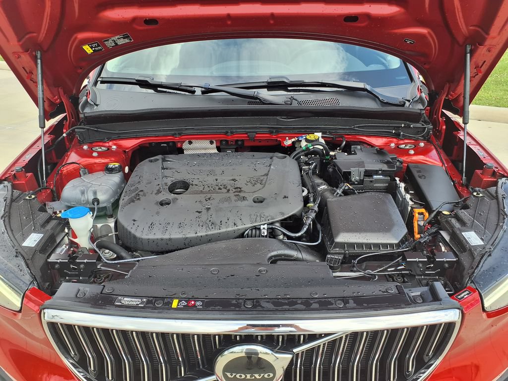 Certified 2023 Volvo XC40 B5 Ultimate w/ Protection Package Premier AWD/4WD image 36
