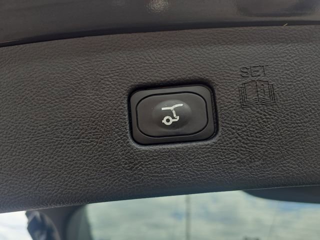 Certified 2023 Ford Edge ST AWD/4WD image 9