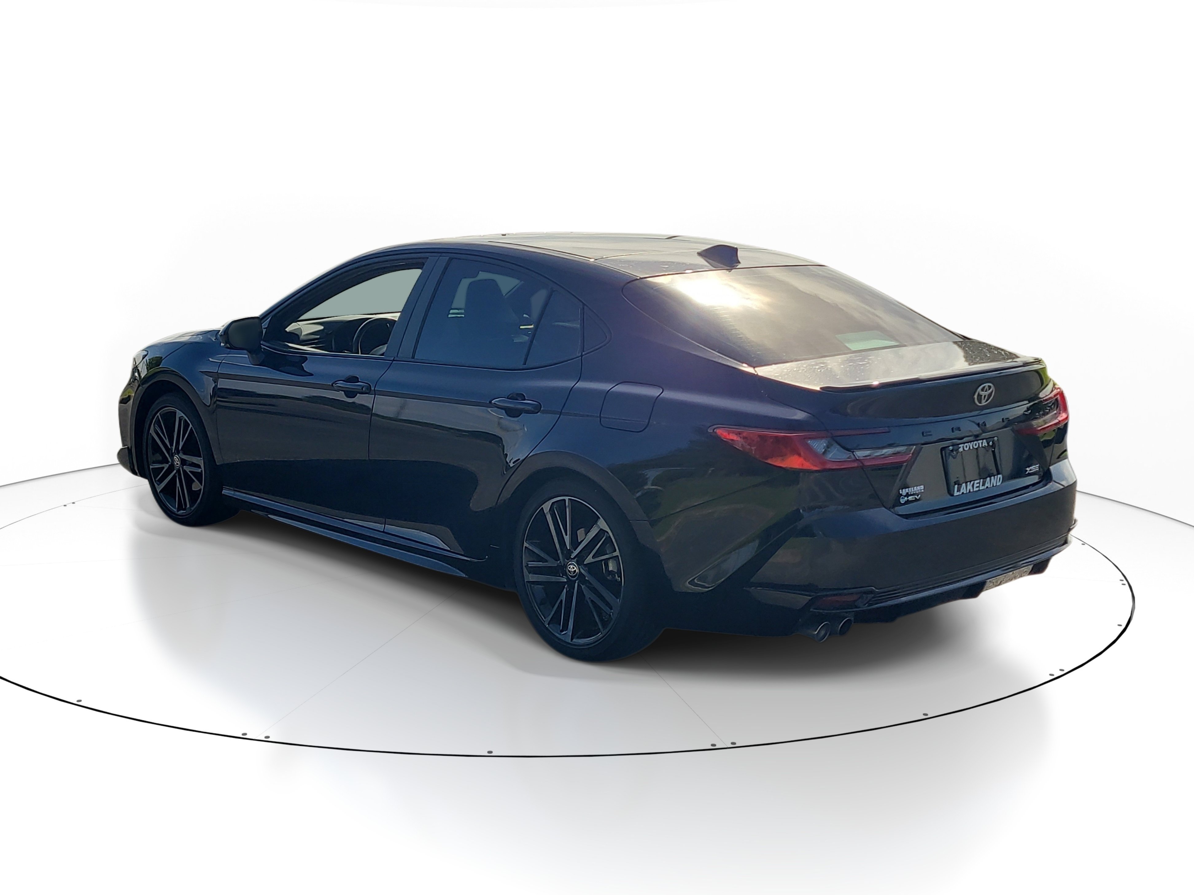 Certified 2025 Toyota Camry XSE FWD image 5