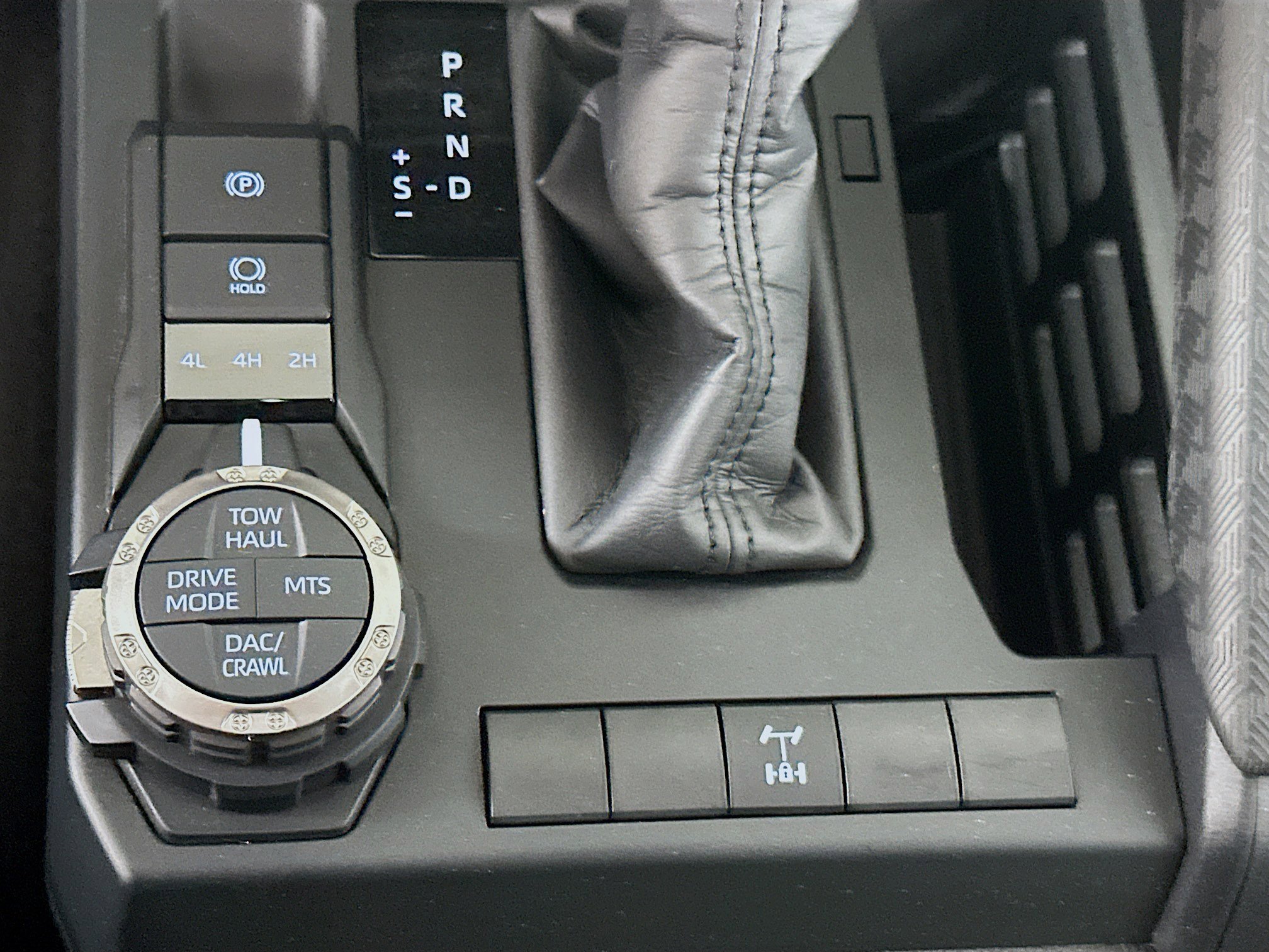 Used 2025 Toyota 4Runner TRD Off-Road image 25