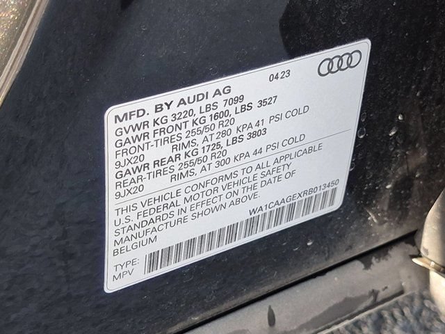 Certified 2024 Audi Q8 e-tron Premium Plus w/ Premium Plus Package AWD/4WD image 24