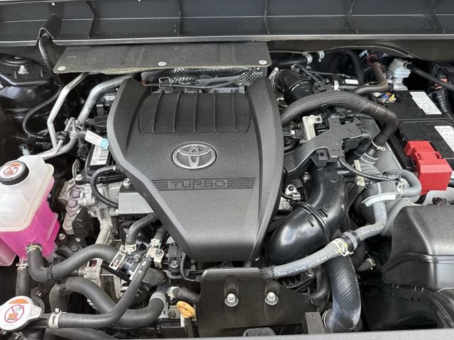 Used 2024 Toyota Highlander Platinum AWD/4WD image 39