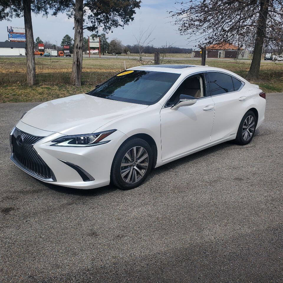 Used 2021 Lexus ES 300h w/ Premium Package image 6