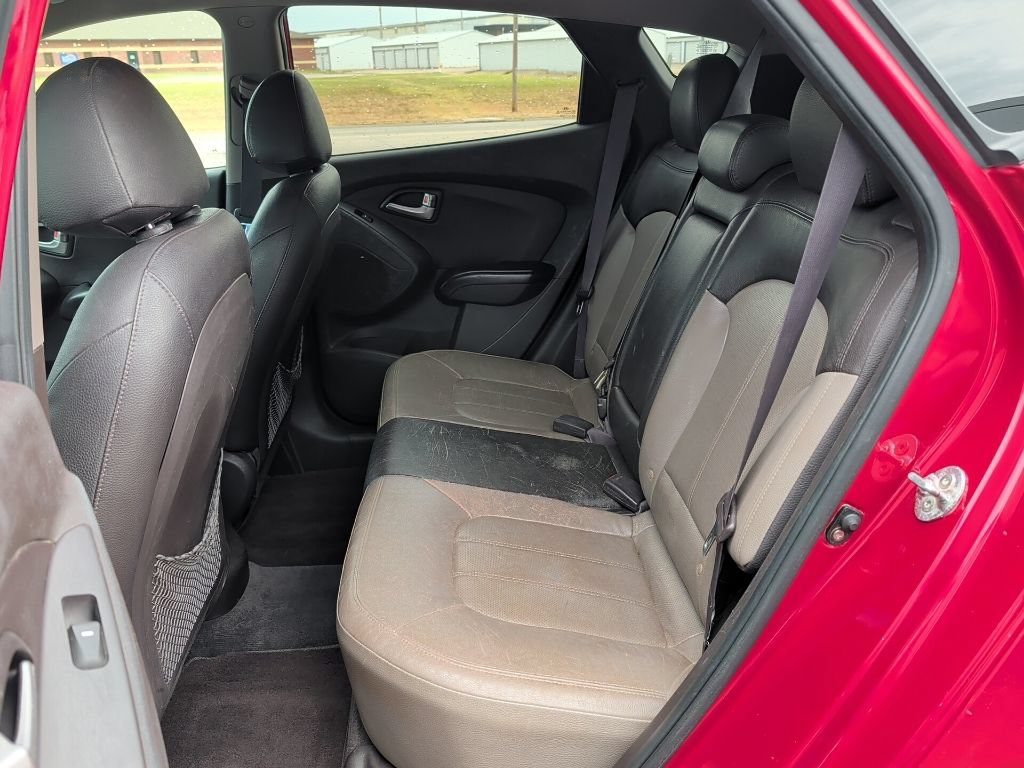 Used 2013 Hyundai Tucson Limited FWD image 9