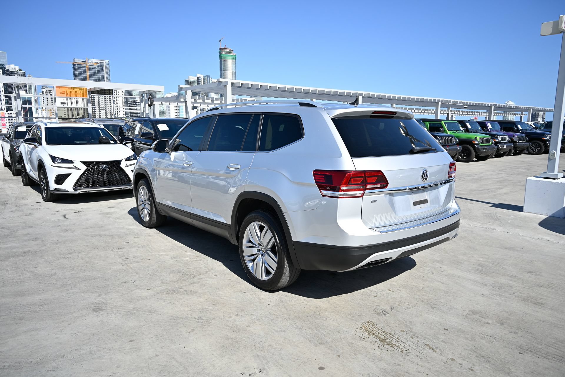 Used 2019 Volkswagen Atlas SE FWD image 4