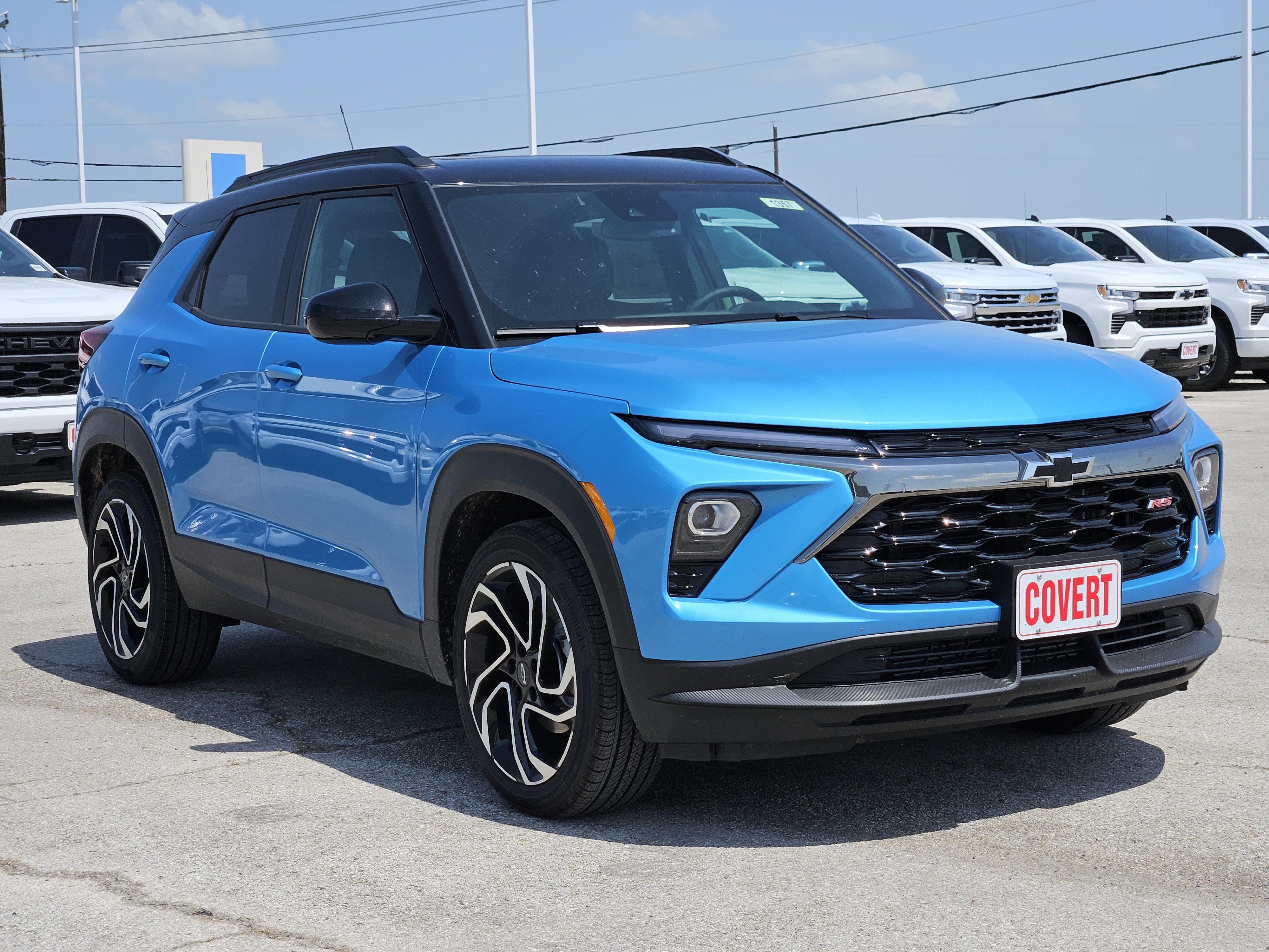 New 2026 Chevrolet TrailBlazer RS w/ Convenience Package FWD image 2