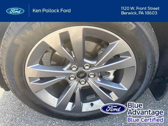 Certified 2023 Ford Explorer XLT w/ Equipment Group 202A AWD/4WD image 10