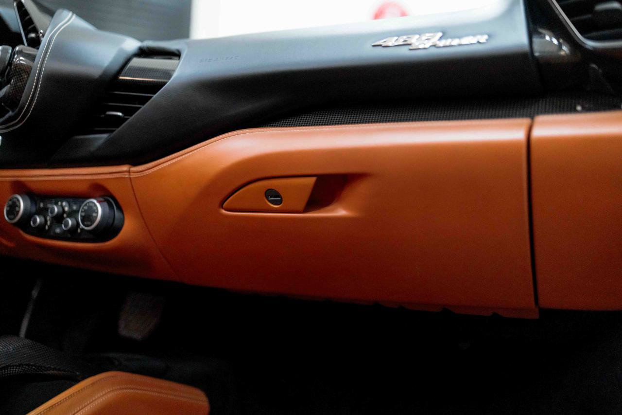 Used 2018 Ferrari 488 Spider image 57