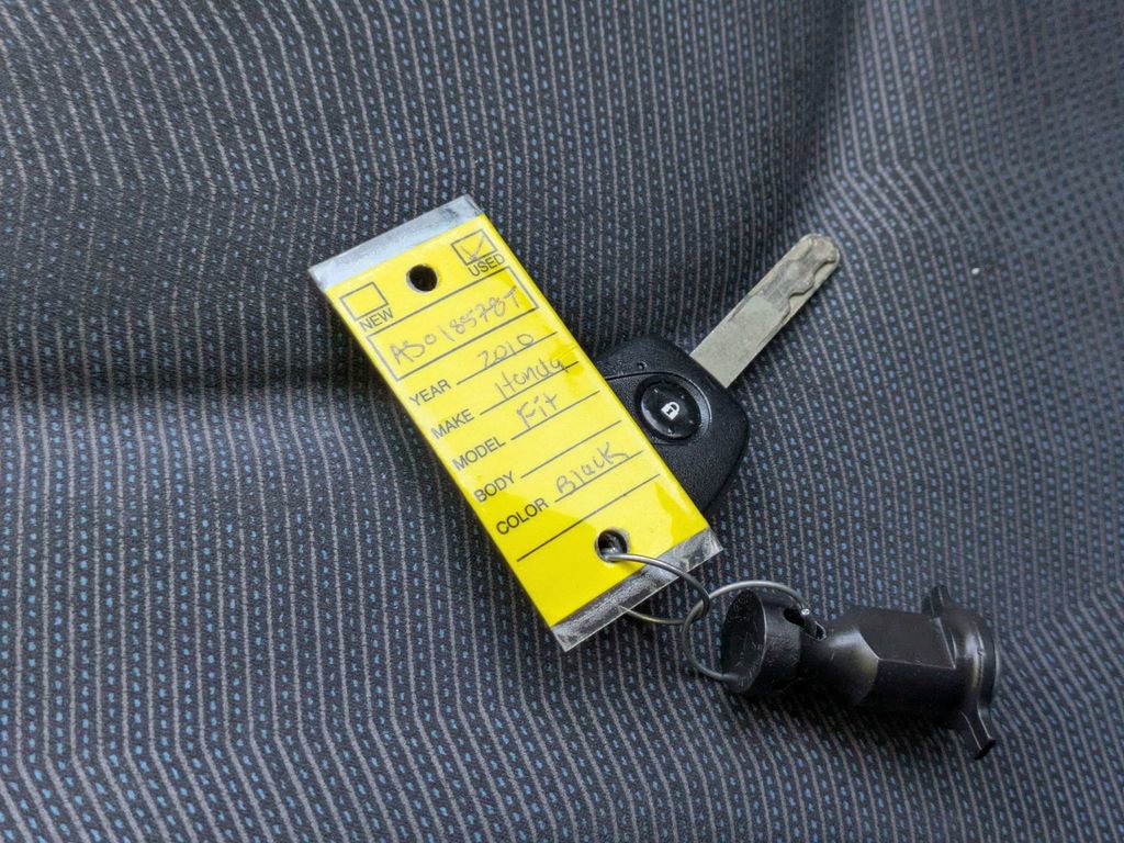 Used 2010 Honda Fit Sport image 30