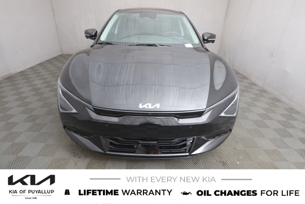 New 2025 Kia EV6 Wind image 2
