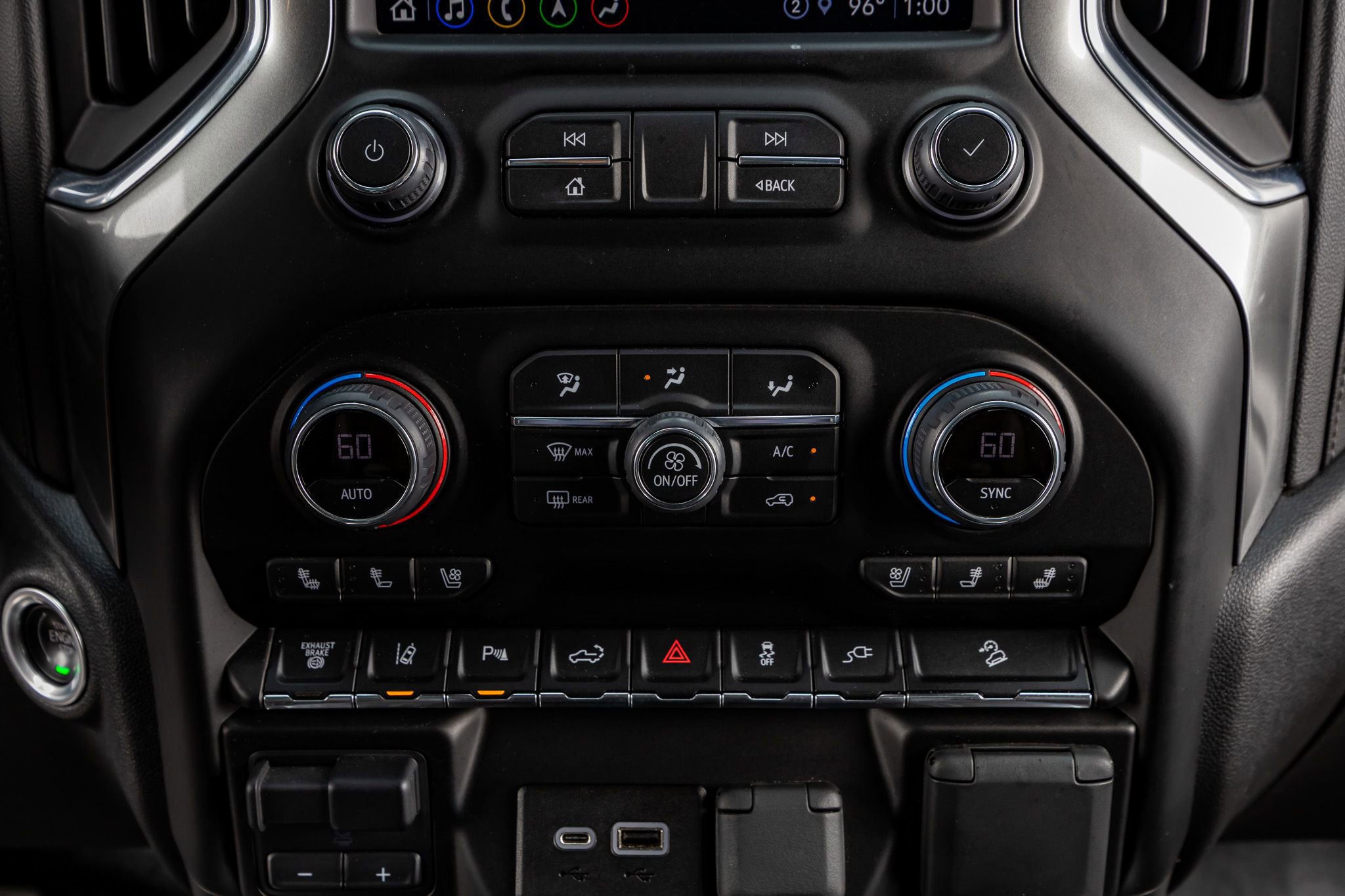 Used 2022 Chevrolet Silverado 2500 LTZ w/ LTZ Plus Package image 28