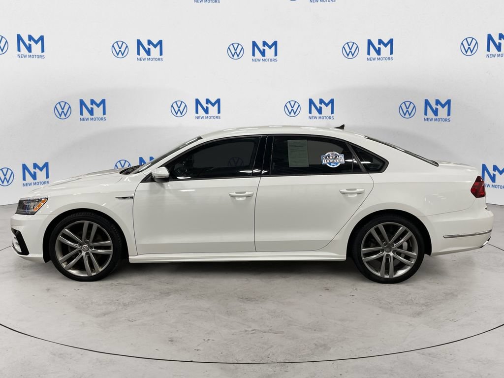 Used 2018 Volkswagen Passat 2.0T R-Line FWD image 2