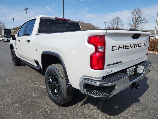 Used 2024 Chevrolet Silverado 3500 LTZ w/ LTZ Premium Package image 3