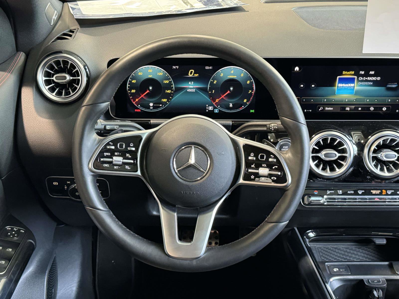 Certified 2021 Mercedes-Benz GLA 250 4MATIC image 29