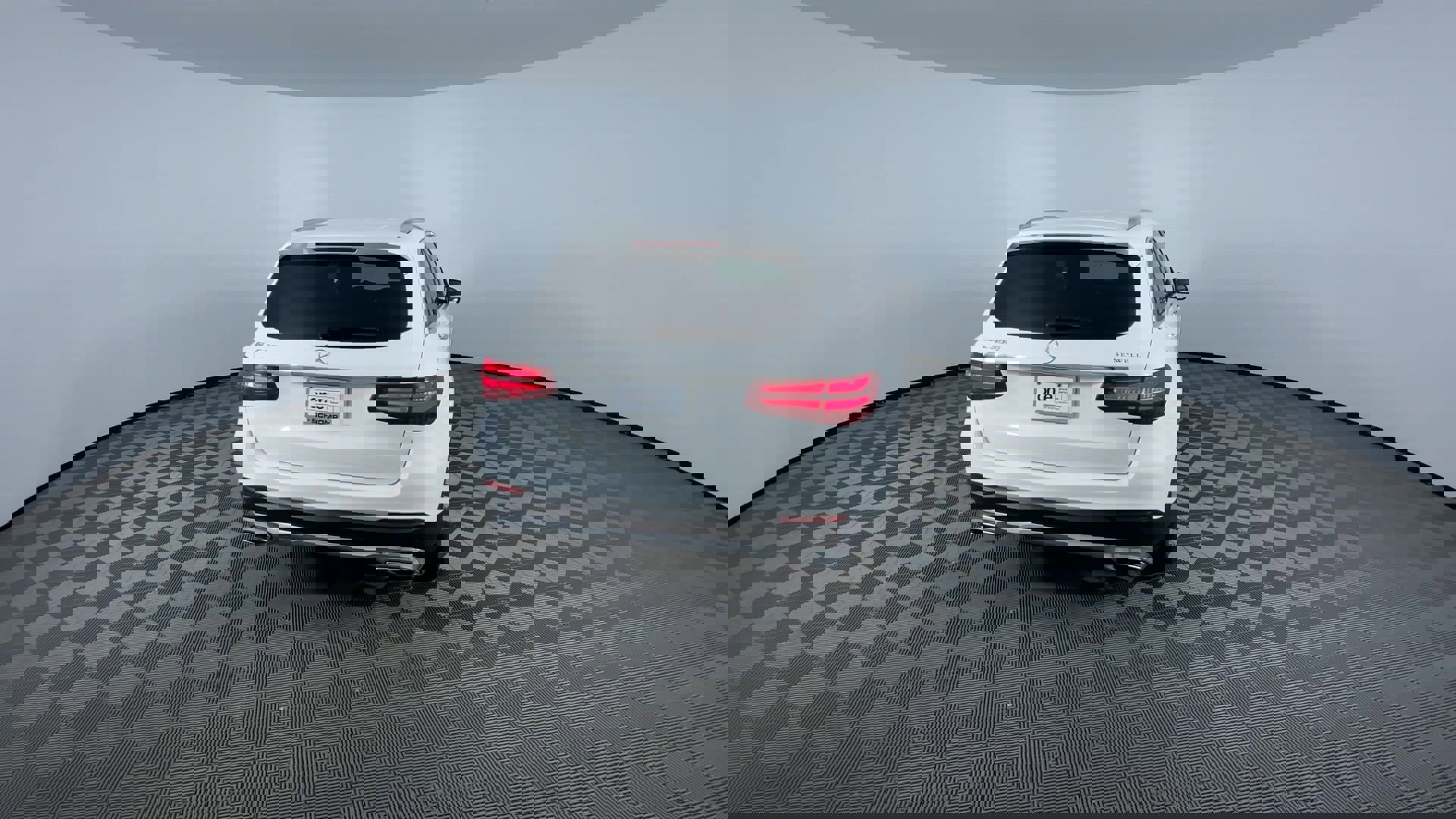 Used 2018 Mercedes-Benz GLC 300 image 8