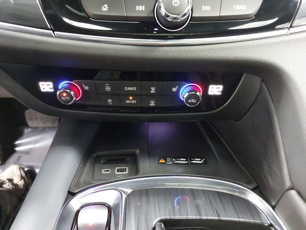 Used 2023 Buick Enclave Essence w/ Experience Buick Package image 21