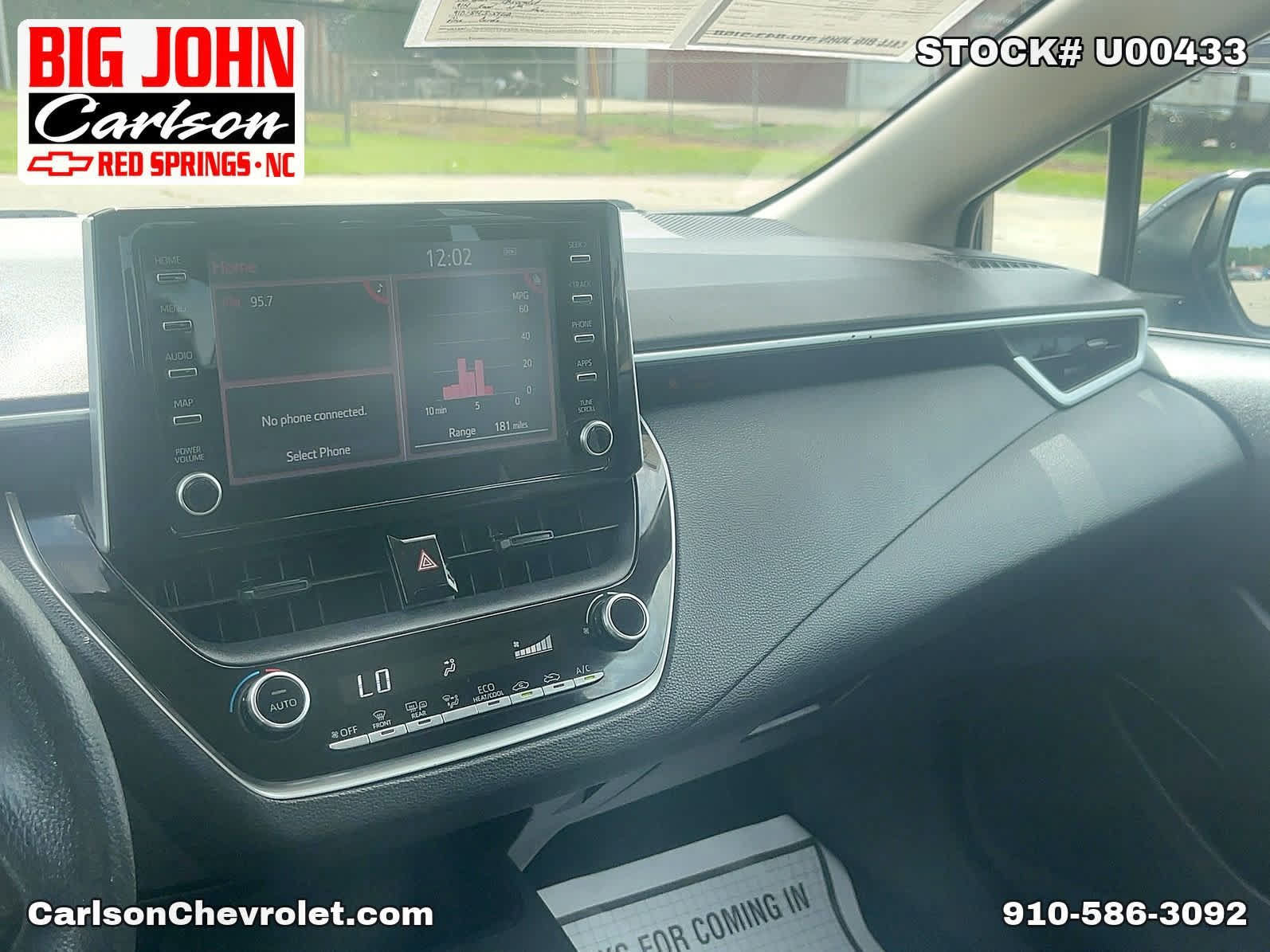 Used 2020 Toyota Corolla LE FWD image 29