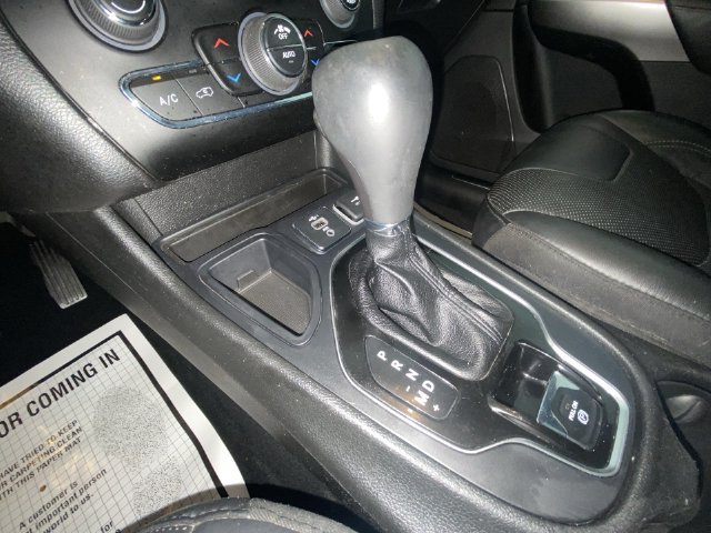 Used 2021 Jeep Cherokee Limited w/ Elite Package FWD image 20