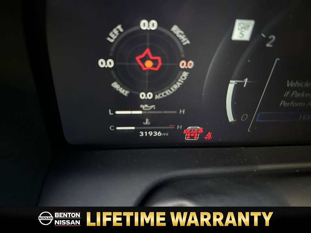 Used 2024 Lexus GX 550 w/ Accessory Package (2T) image 17