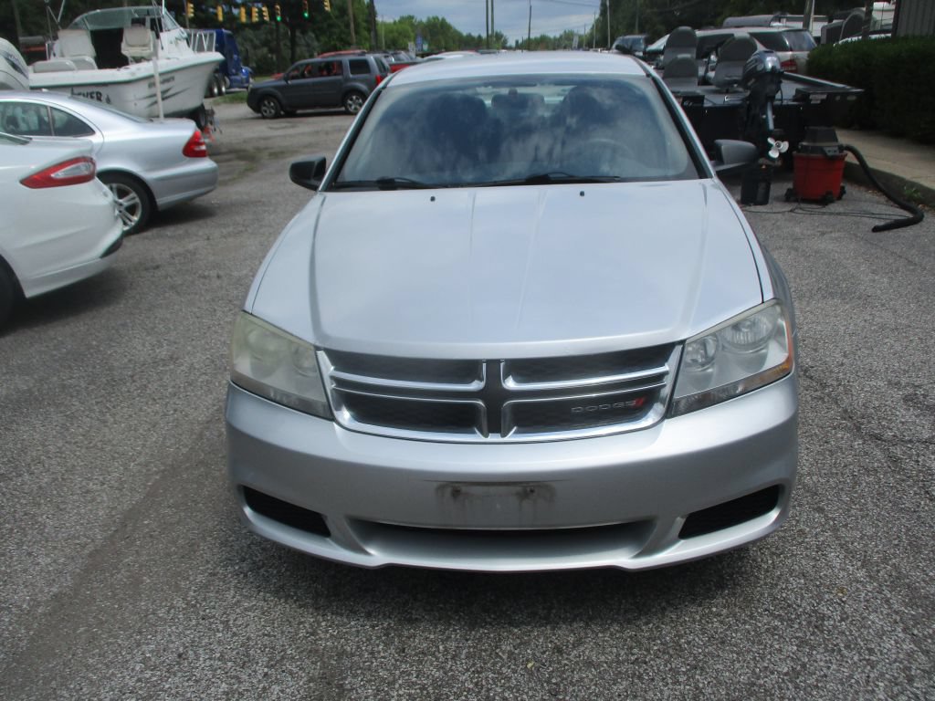 Used 2012 Dodge Avenger SE FWD image 2