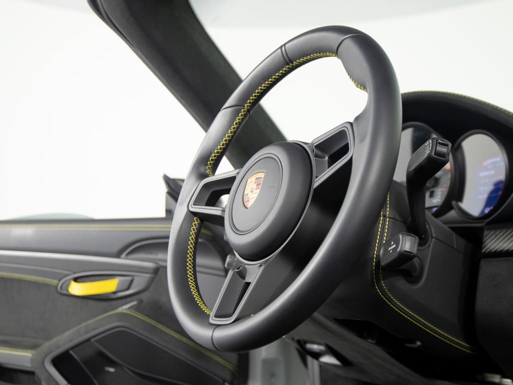Certified 2025 Porsche 718 Boxster Spyder RS RWD image 33