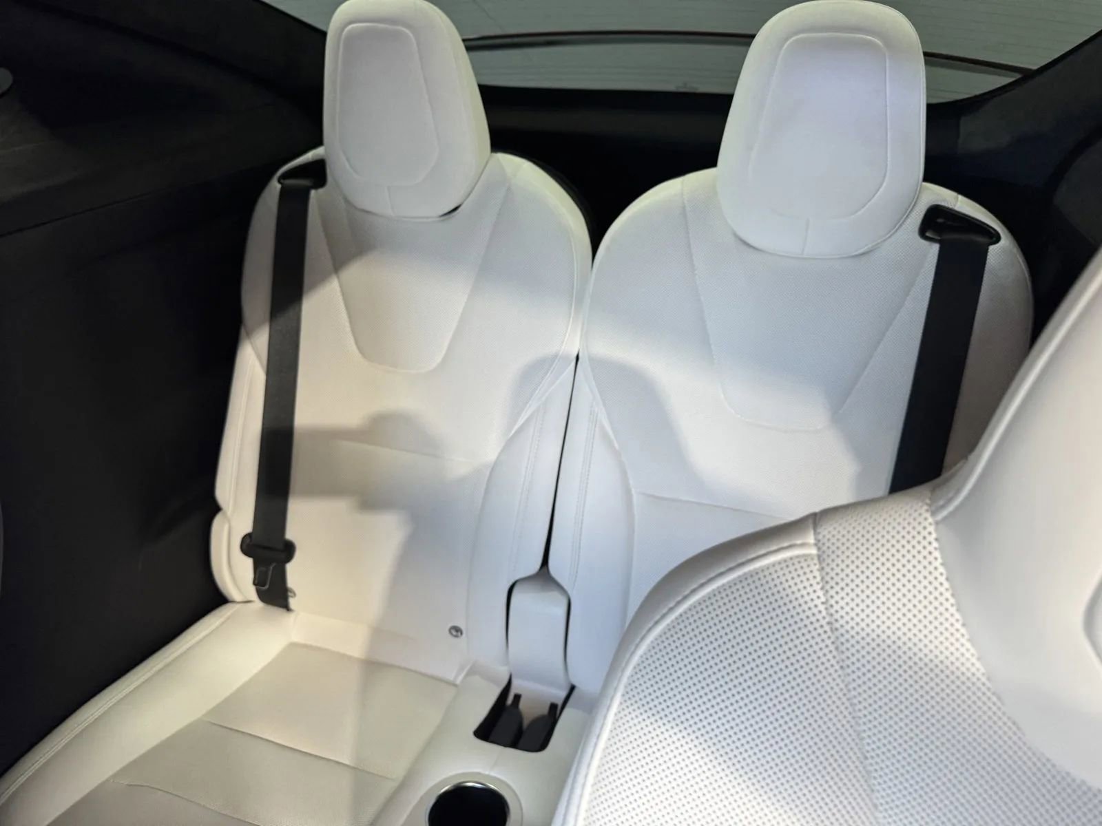 Used 2025 Tesla Model X image 12