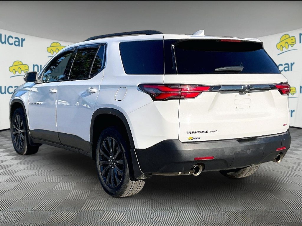 Used 2023 Chevrolet Traverse RS w/ LPO, Floor Liner Package AWD/4WD image 4