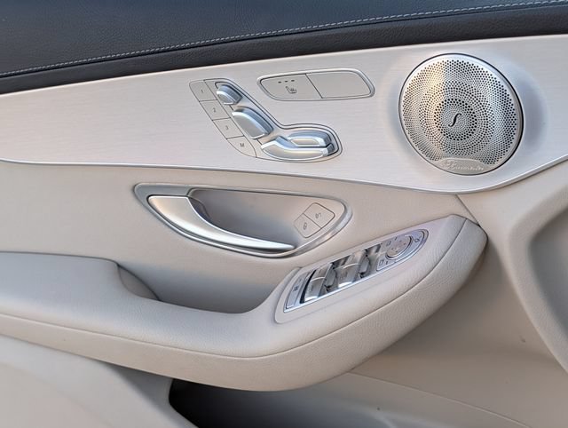 Used 2023 Mercedes-Benz GLC 300 4MATIC Coupe image 23