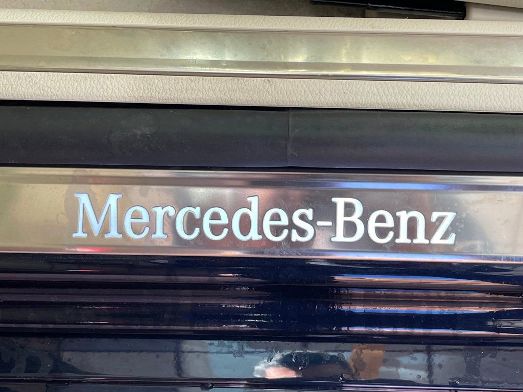 Used 2023 Mercedes-Benz S 580e 4MATIC Sedan w/ AMG Line image 12