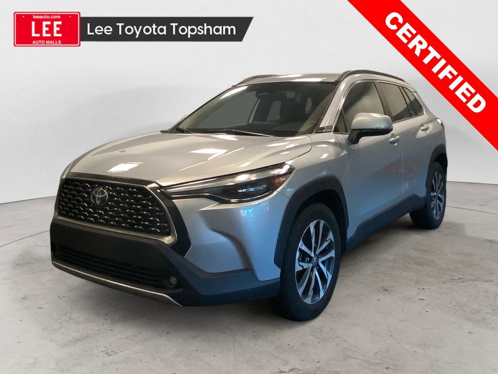 Certified 2024 Toyota Corolla Cross XLE image 1