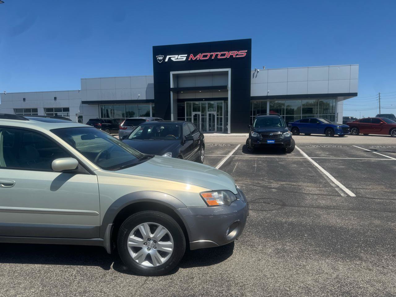 Used 2005 Subaru Outback 2.5i Limited AWD/4WD image 11