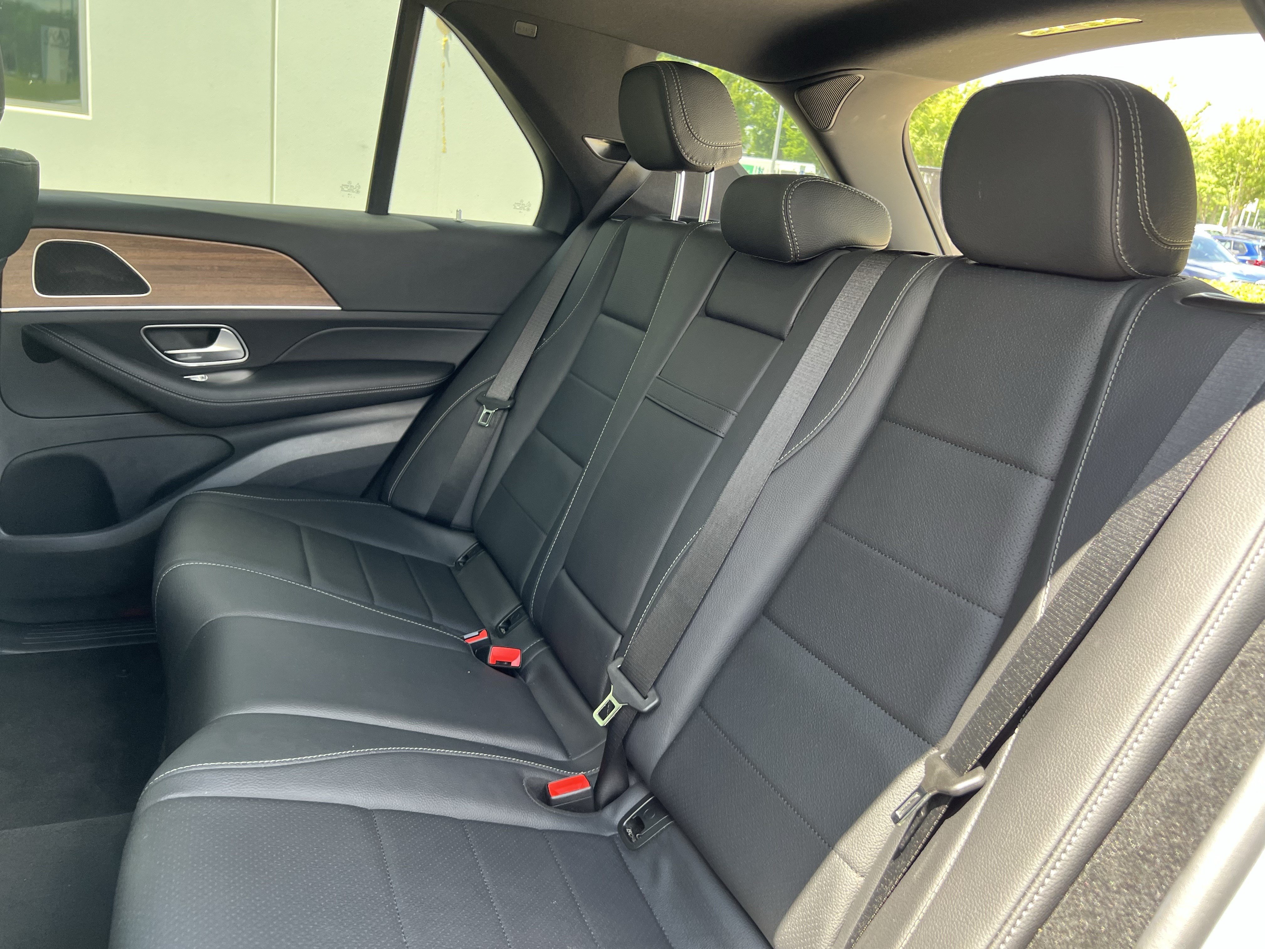 Certified 2025 Mercedes-Benz GLE 350 4MATIC image 33