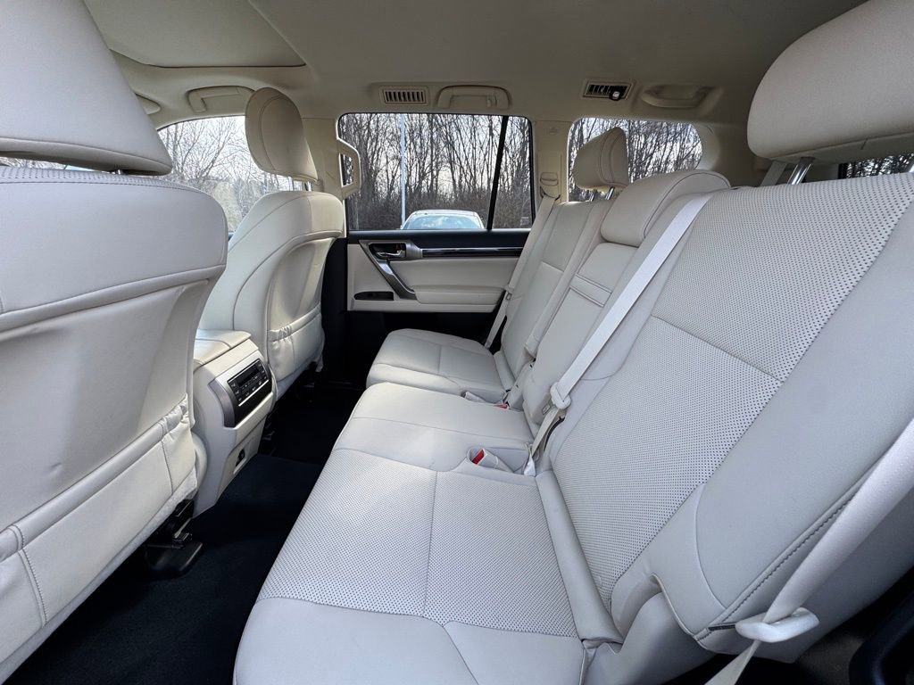 Used 2023 Lexus GX 460 Premium w/ Premium Package AWD/4WD image 23