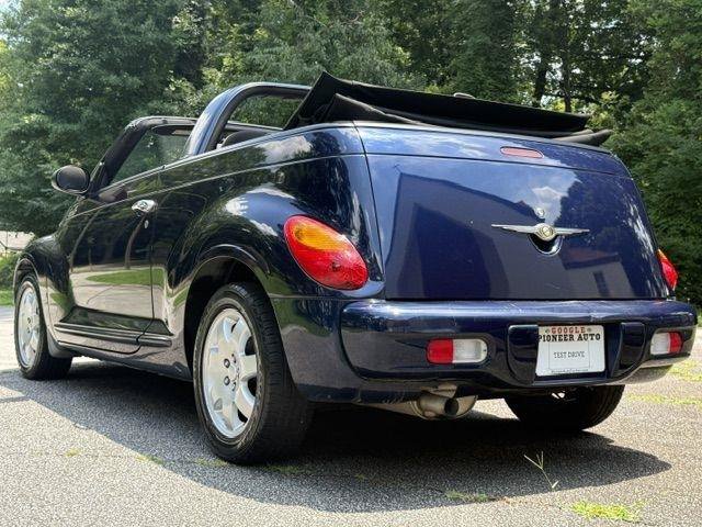 Used 2005 Chrysler PT Cruiser Convertible FWD image 4