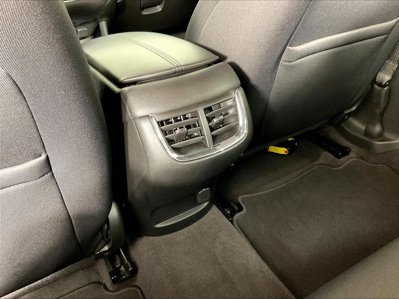 Used 2022 Chevrolet Malibu LT FWD image 10