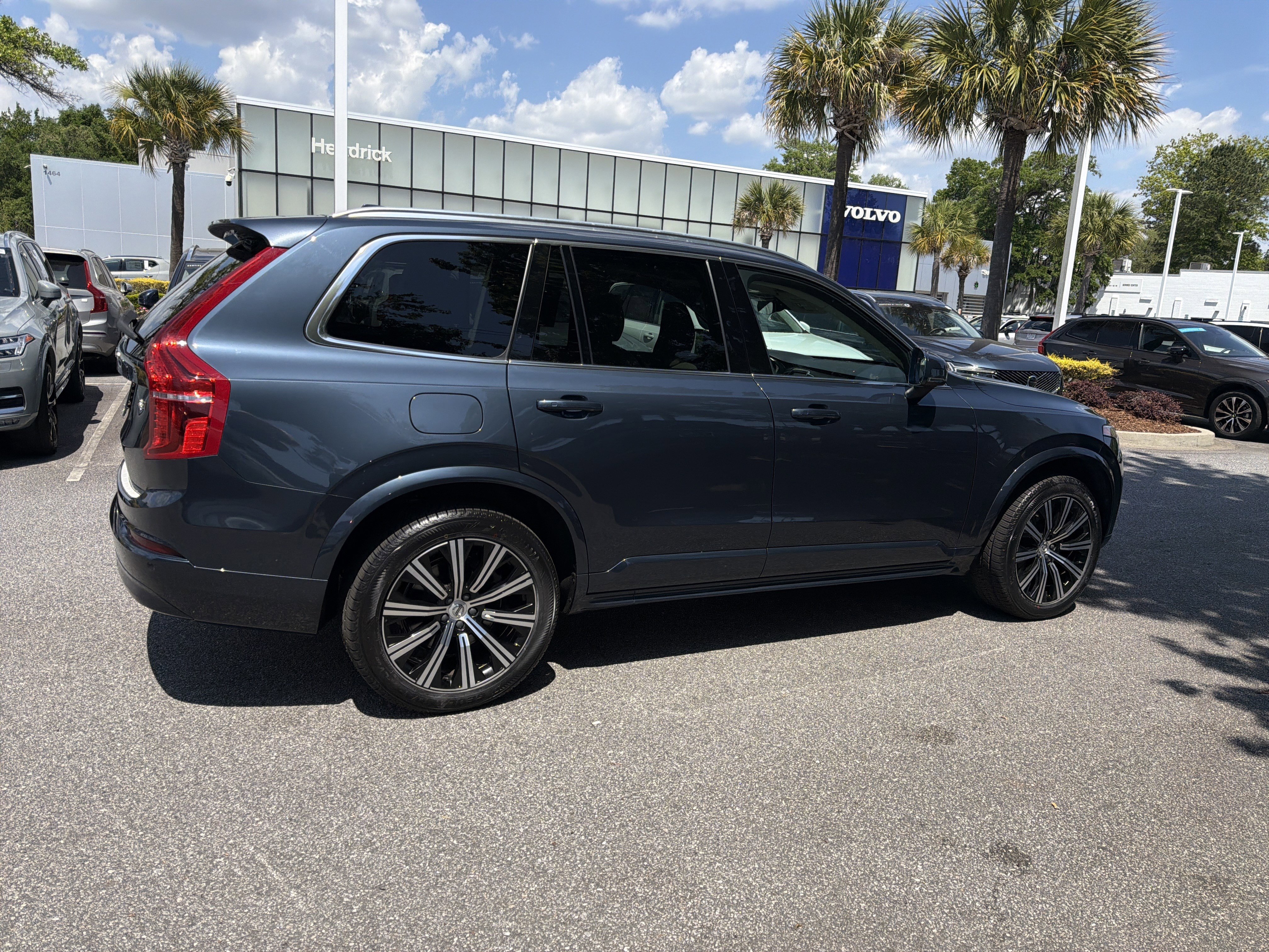 Certified 2023 Volvo XC90 B5 Core w/ Protection Package Premier AWD/4WD image 48