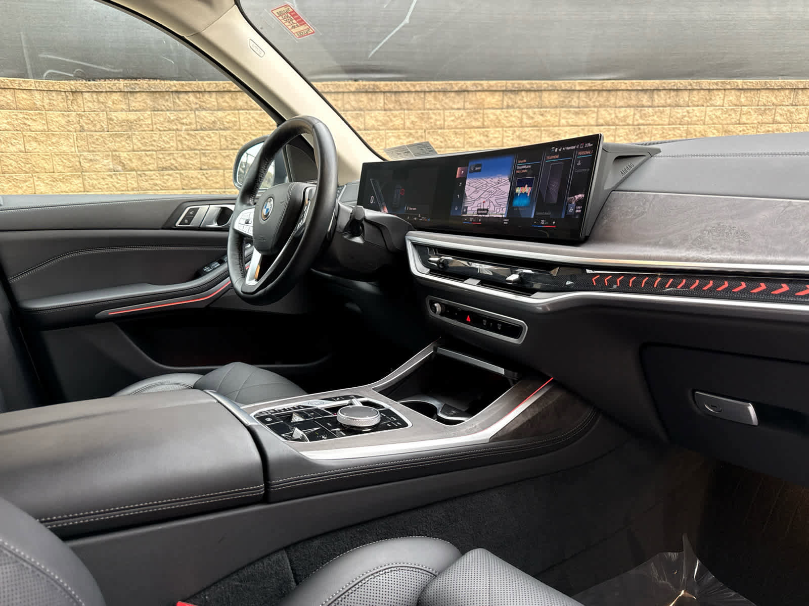 Certified 2023 BMW X7 xDrive40i w/ Premium Package AWD/4WD image 8