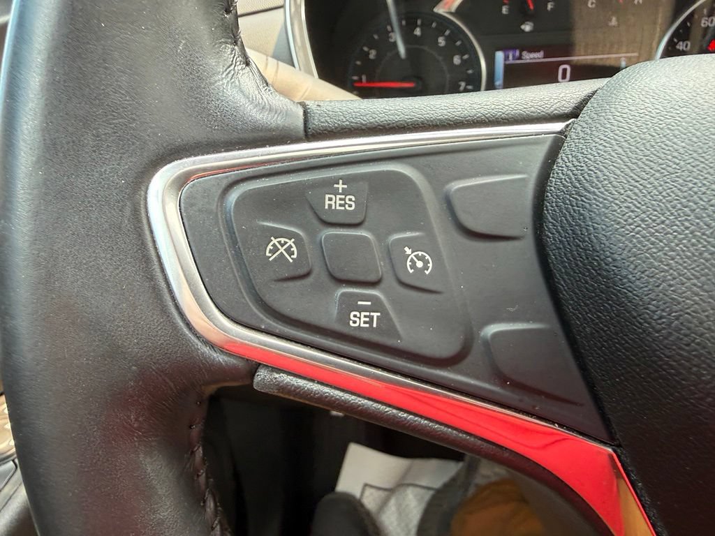 Used 2018 Chevrolet Equinox LT w/ Sun & Infotainment Package FWD image 46