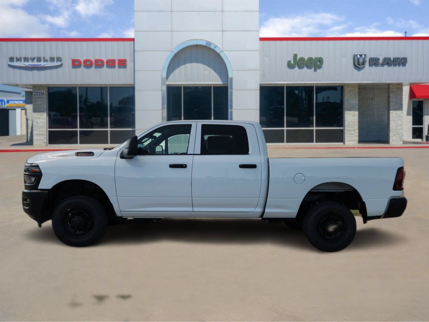 New 2026 RAM 2500 Tradesman AWD/4WD image 3