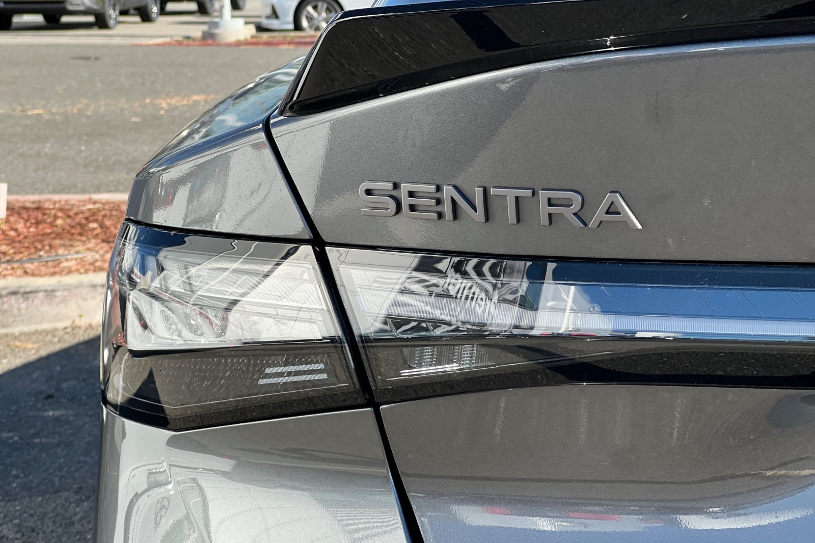 New 2027 Nissan Sentra SR w/ Floor Mat Package FWD image 22
