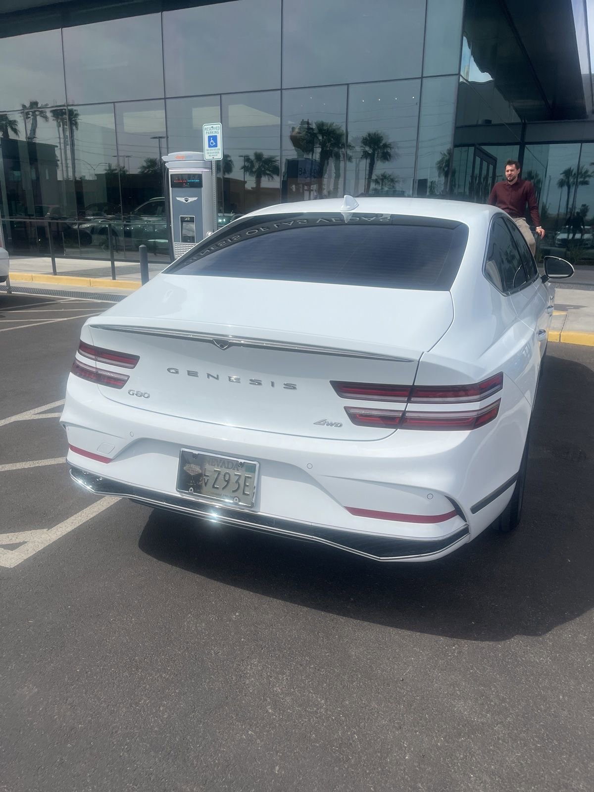 Certified 2025 Genesis G80 2.5T AWD/4WD image 3