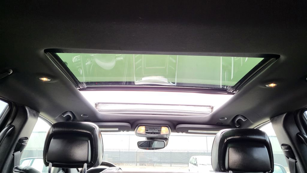 Used 2018 Jeep Grand Cherokee Overland image 37