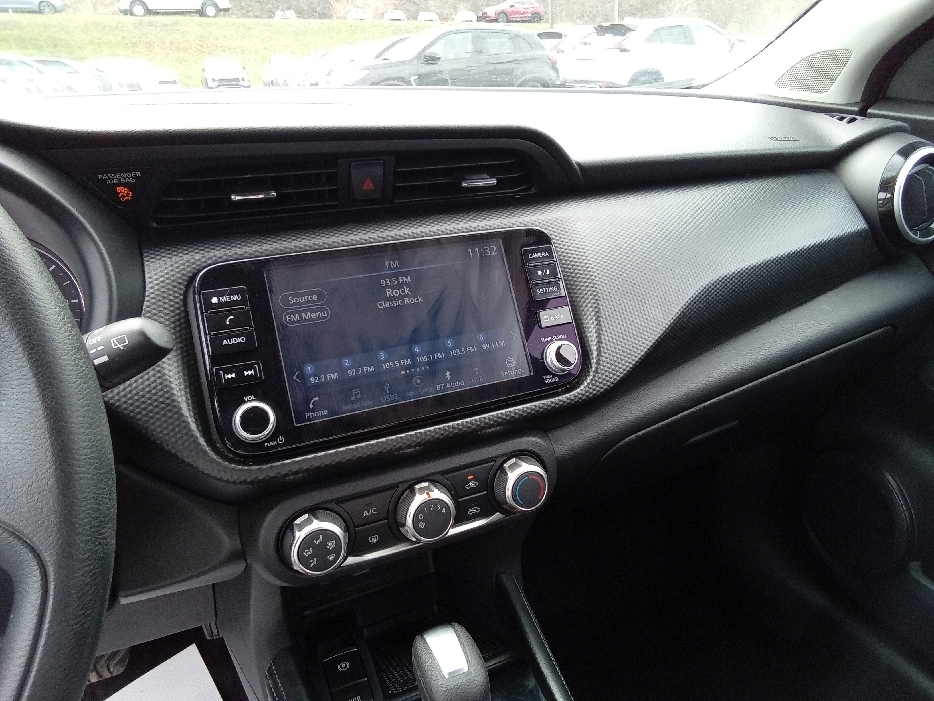 Used 2024 Nissan Kicks SV image 20