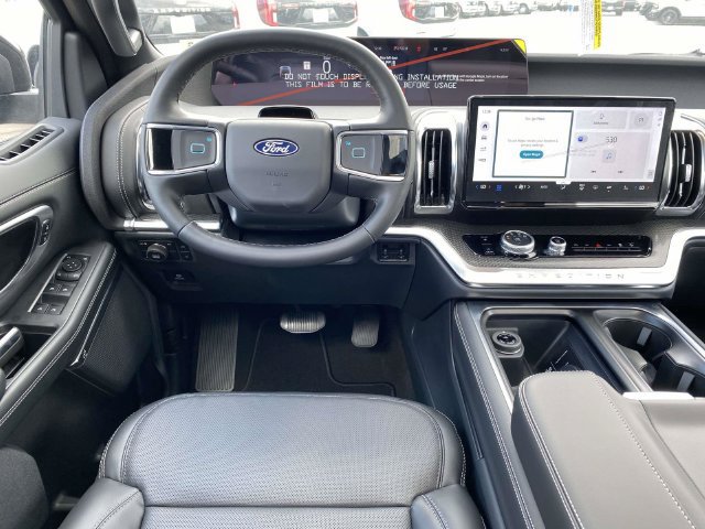 New 2027 Ford Expedition Platinum w/ Stealth Appearance Package AWD/4WD image 8