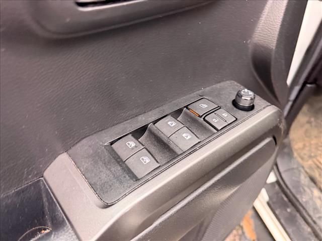 Used 2023 Toyota Tacoma TRD Sport w/ Technology Package image 13