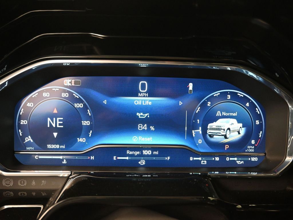 Used 2025 Chevrolet Silverado 1500 LTZ w/ Technology Package image 11